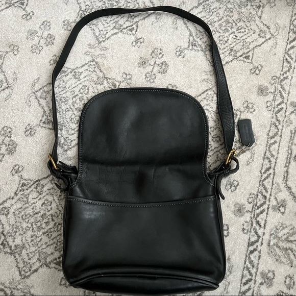 Vintage authentic Coach messenger bag - Picture 7 of 11